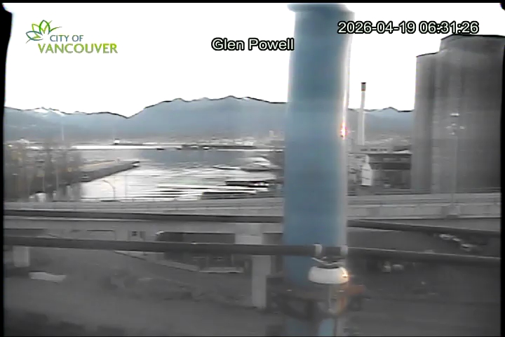 Glen Dr & Powell St - N