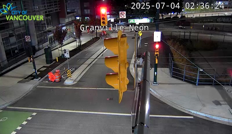 Granville St and Neon St - East