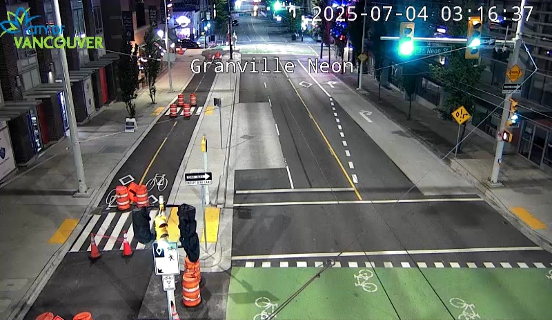 Granville St and Neon St - North