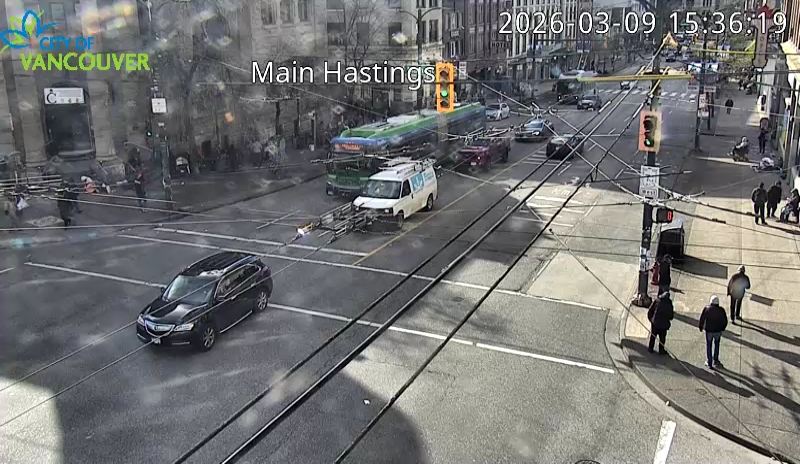 Main St & E Hastings St - West