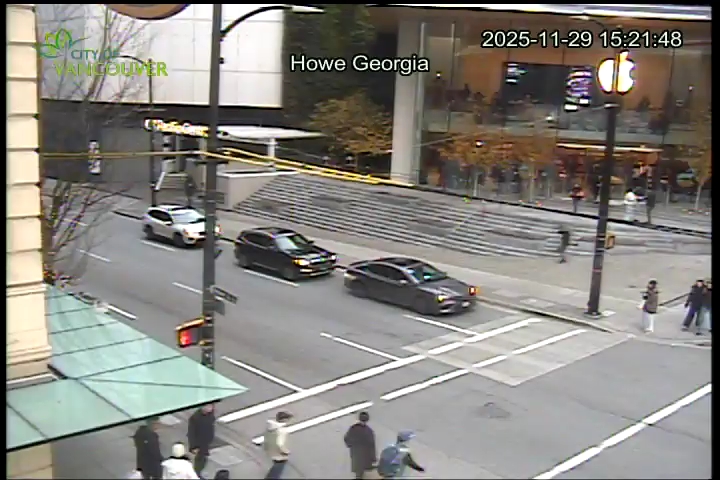 Howe St & E Georgia St - North