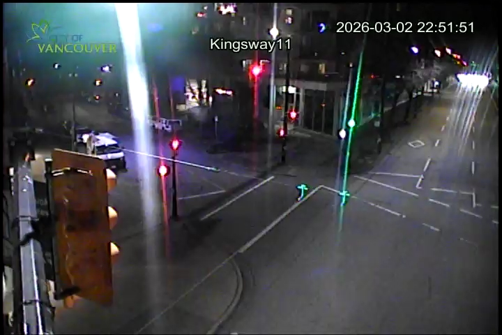 Kingsway & E 11th Ave - E