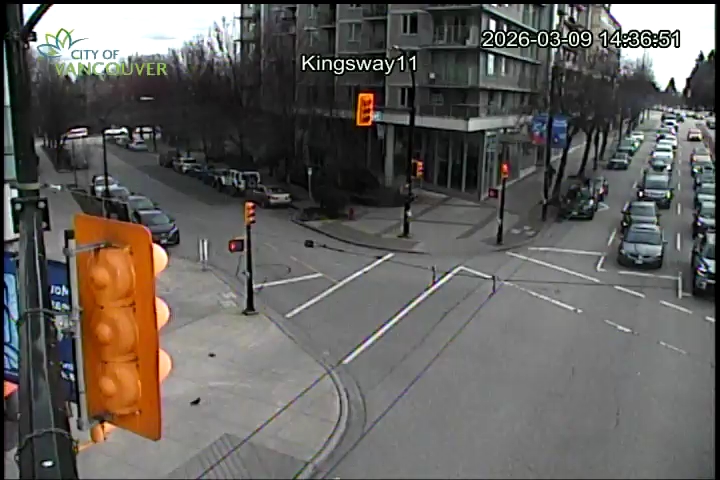 Kingsway & E 11th Ave - E