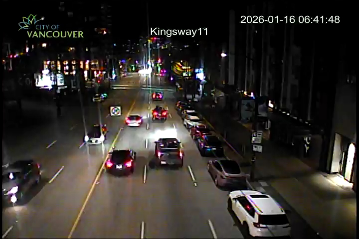 Kingsway & E 11th Ave - N