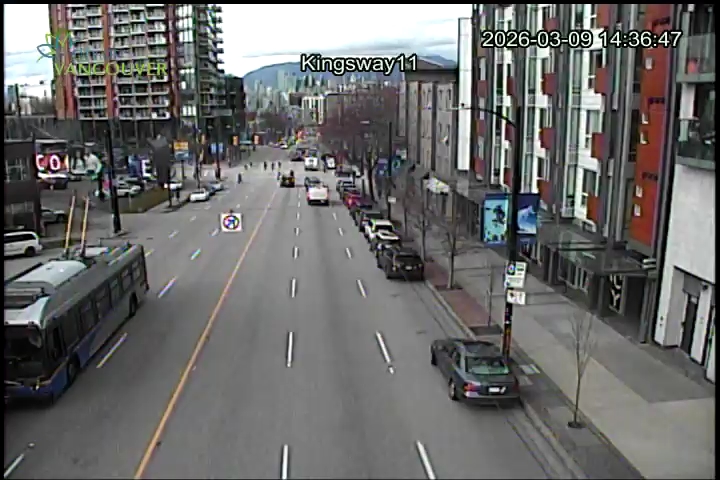 Kingsway & E 11th Ave - N