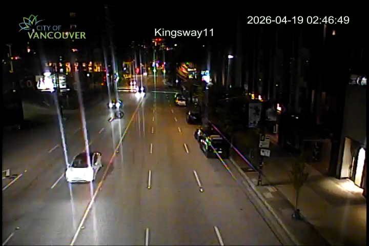 Kingsway & E 11th Ave - N