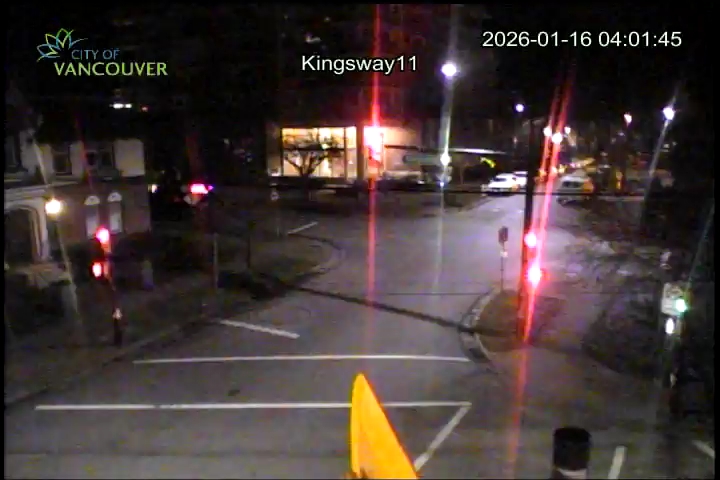 Kingsway & E 11th Ave - W