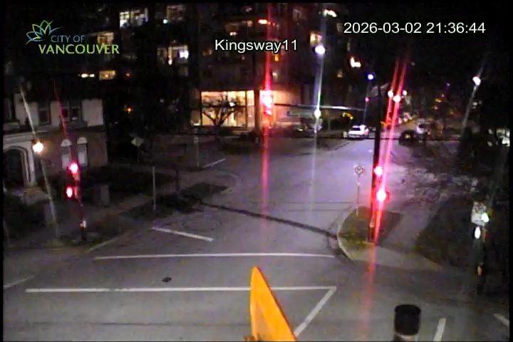 Kingsway & E 11th Ave - W