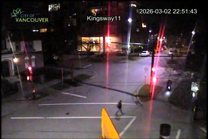 Kingsway & E 11th Ave - W