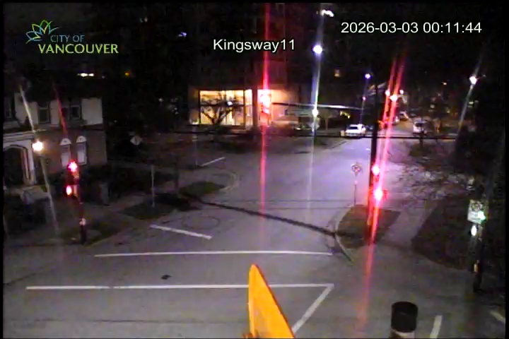 Kingsway & E 11th Ave - W