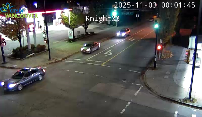 Knight St and E 33rd Ave - West