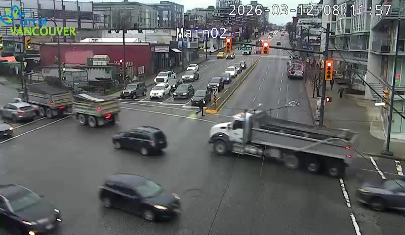 Main St & E 2nd Ave - S