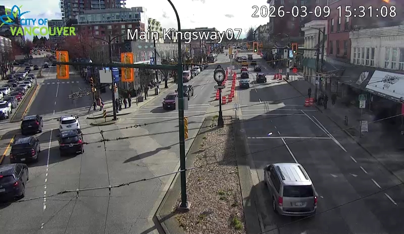 Main St & Kingsway - S Main