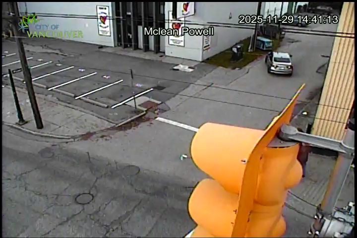 McLean Dr & Powell St - North