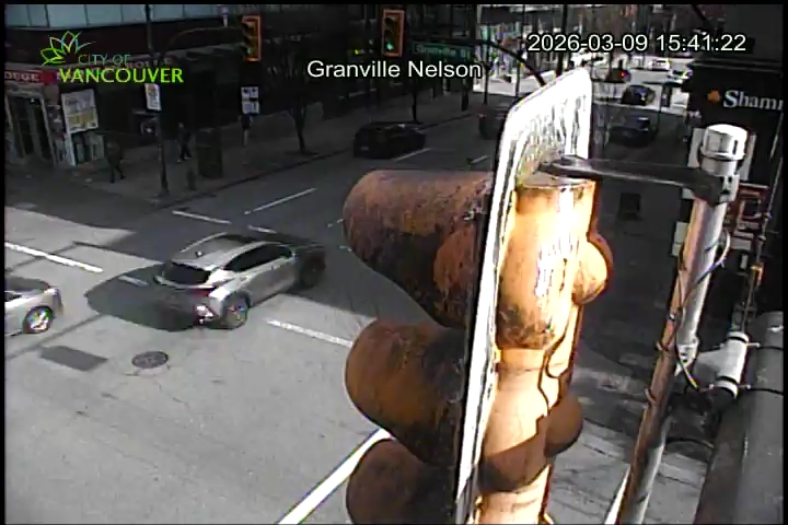 Granville St & Nelson St - East