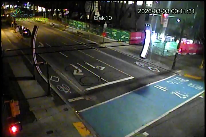 Oak St & W. 10th Ave - East