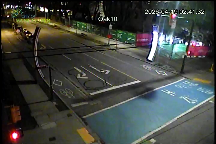 Oak St & W. 10th Ave - East