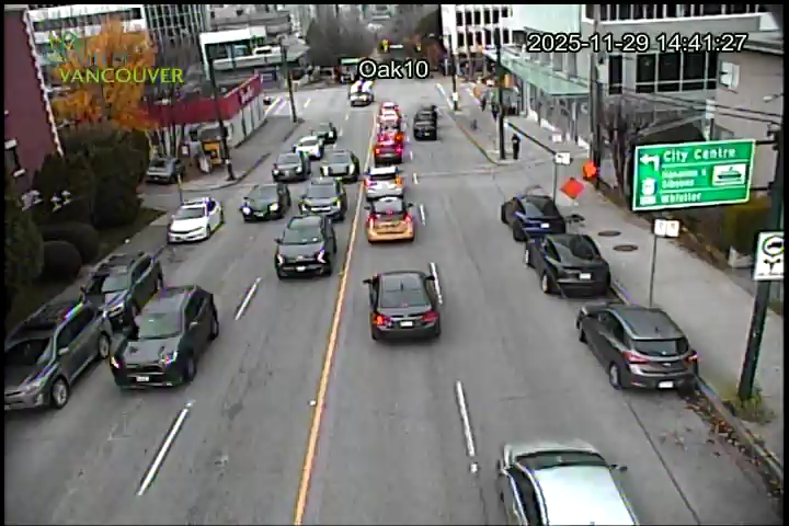 Oak St & W. 10th Ave - North