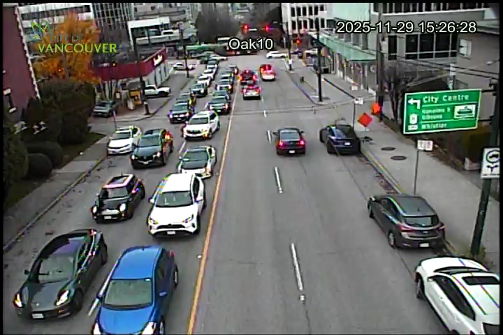 Oak St & W. 10th Ave - North