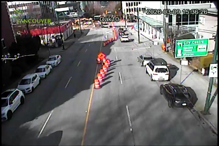 Oak St & W. 10th Ave - North