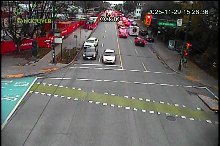 Oak St & W. 10th Ave - South