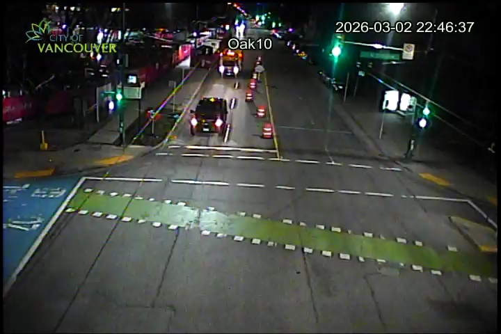 Oak St & W. 10th Ave - South