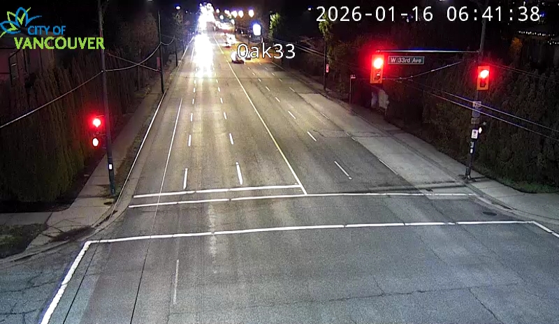 Oak St & W 33rd Ave - N