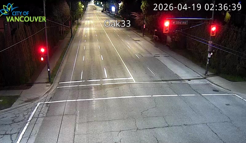 Oak St & W 33rd Ave - N