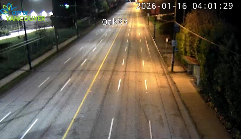 Oak St & W 33rd Ave - S