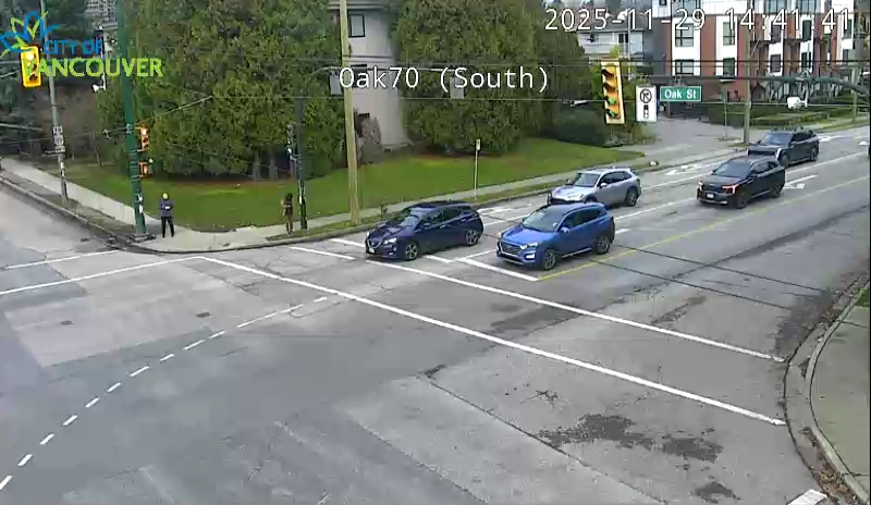 Oak St & W 70th Ave - E