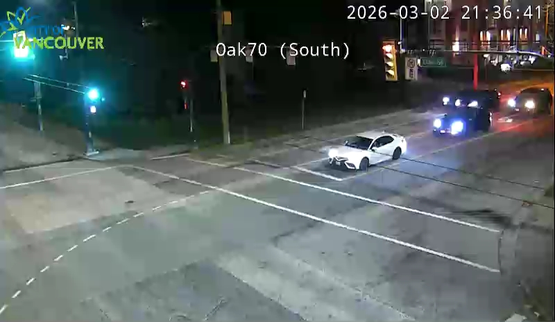 Oak St & W 70th Ave - E