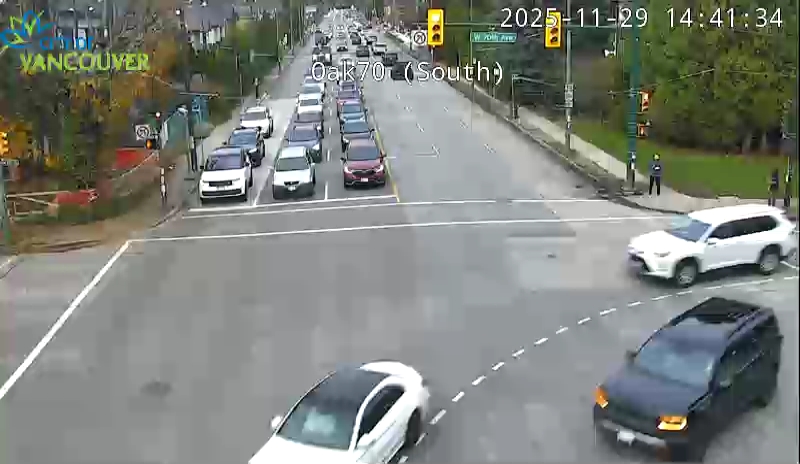 Oak St & W 70th Ave - N