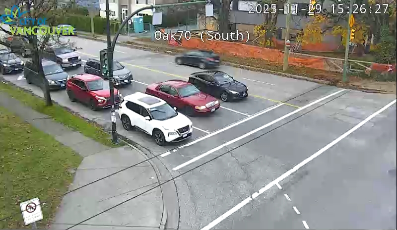 Oak St & W 70th Ave - W