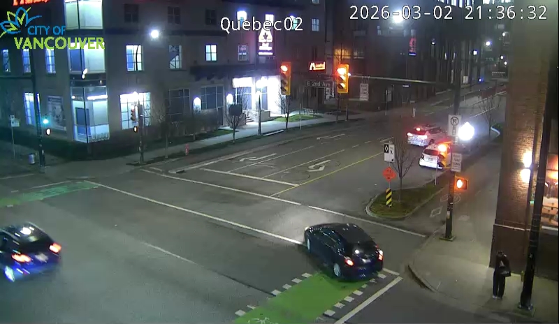 Quebec St & E 2nd Ave - S