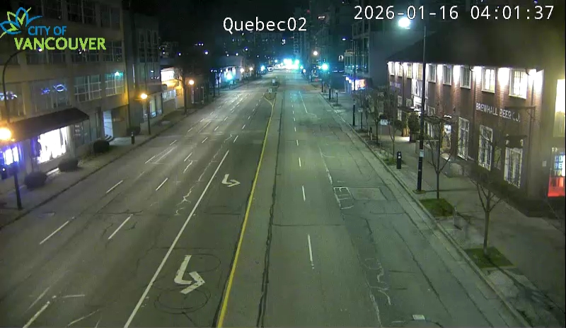 Quebec St & E 2nd Ave - W