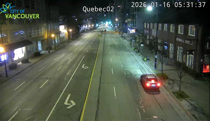 Quebec St & E 2nd Ave - W