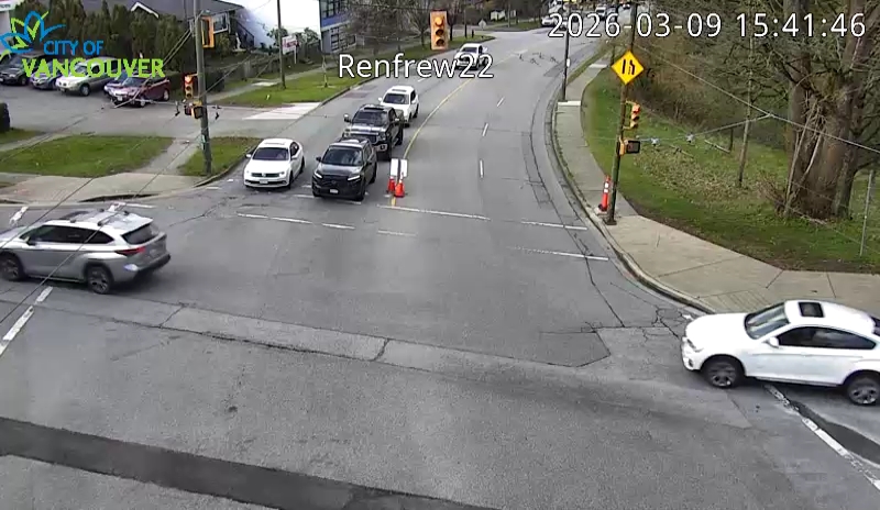 Renfrew St & E 22nd Ave - N