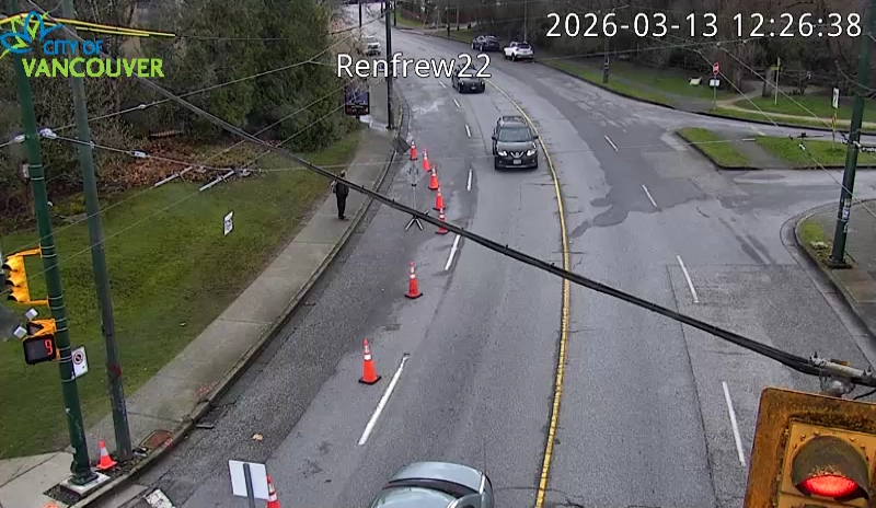 Renfrew St & E 22nd Ave - S