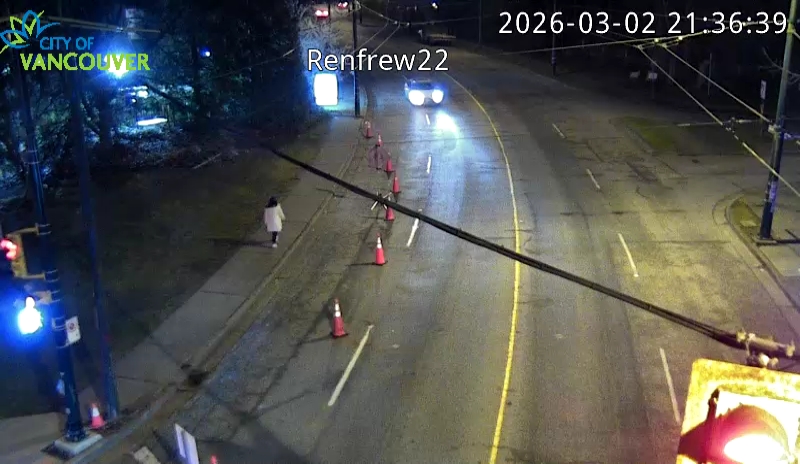 Renfrew St & E 22nd Ave - S