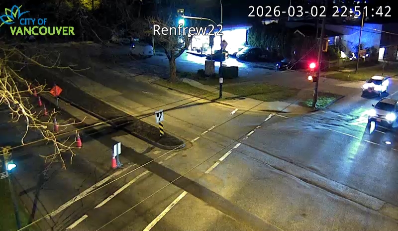 Renfrew St & E 22nd Ave - W