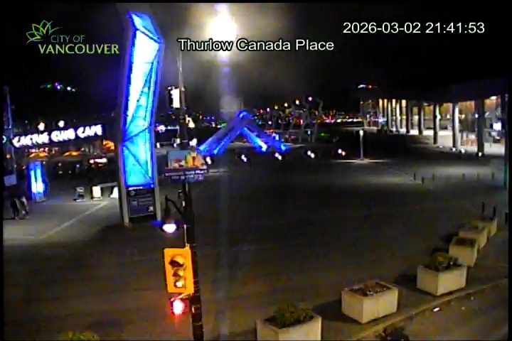 Thurlow St and Canada Place - North