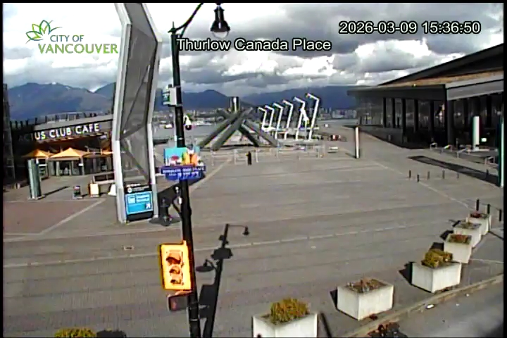 Thurlow St and Canada Place - North