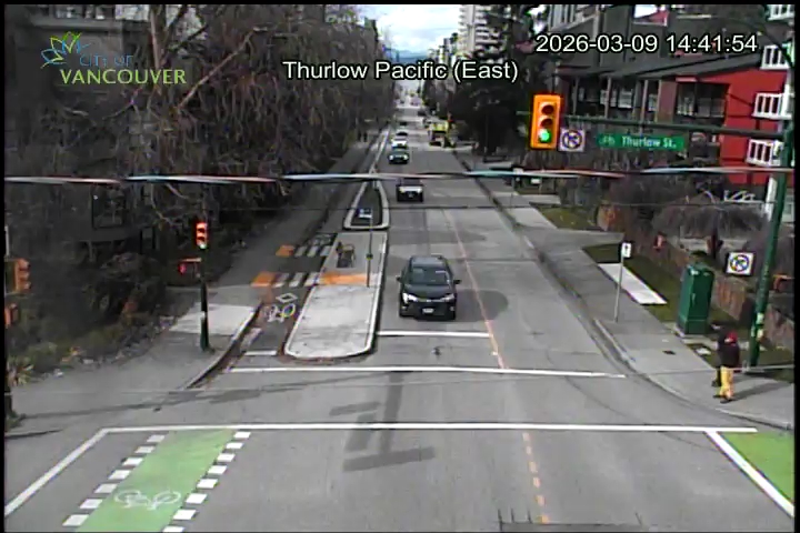 Thurlow St & Pacific St - W