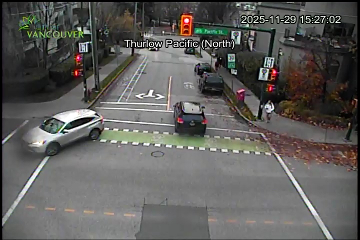 Thurlow St & Pacific St - S