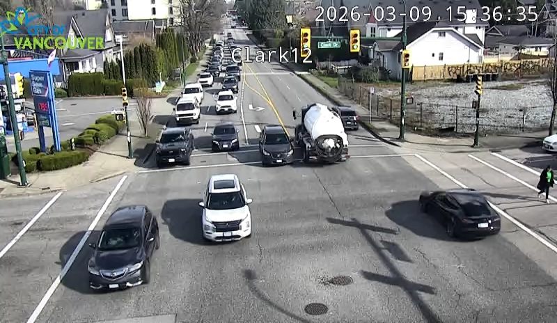 Clark Dr & E 12th Ave - E