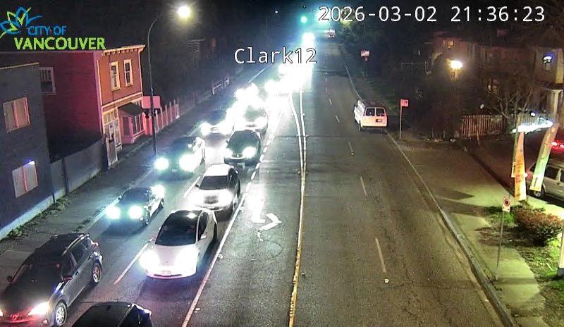 Clark Dr & E 12th Ave - W