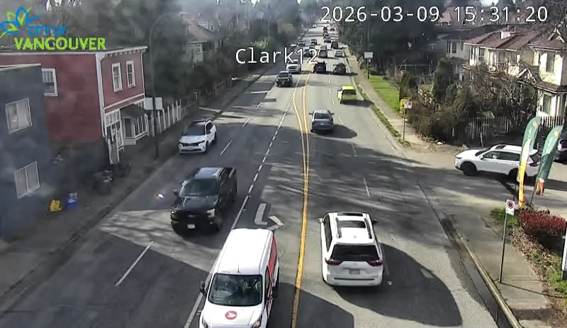 Clark Dr & E 12th Ave - W